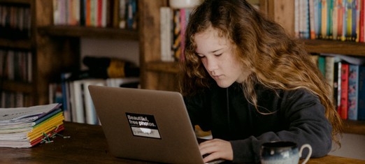 El inesperado desafío de los padres: la educación a distancia