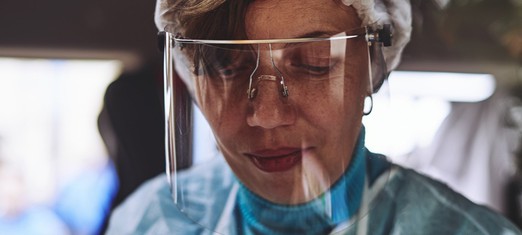 Cómo la eliminación de los prejuicios honra a los trabajadores esenciales