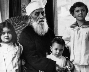 Abdu’l-Baha: He Lived To Serve Humanity