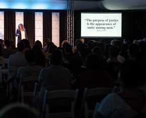 faith-holmes-speaking