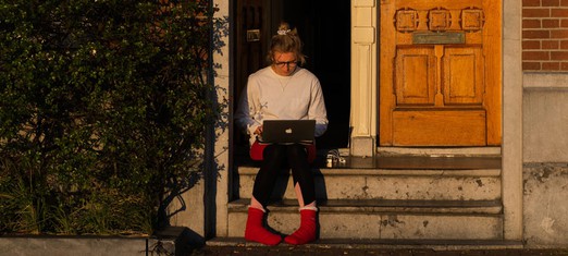 Glued to the Screen? Healthy Tech Use During the Pandemic