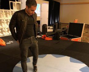 payam-zamani-setting-up