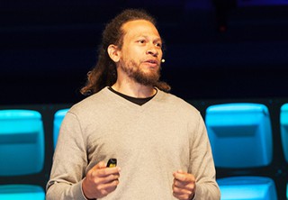 Justicia Racial: El encarcelamiento masivo en América | Derik Smith